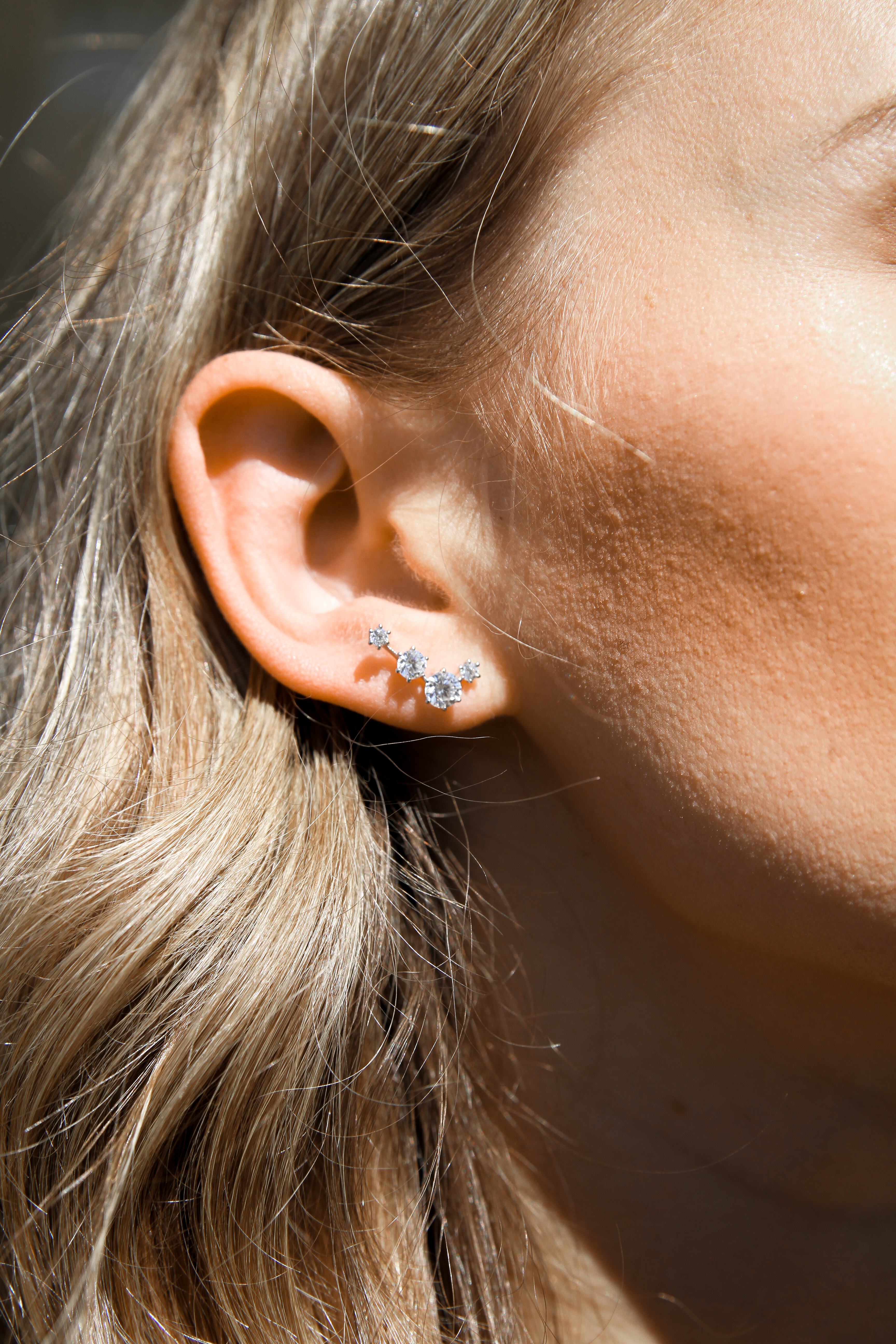 silver earrings diamond